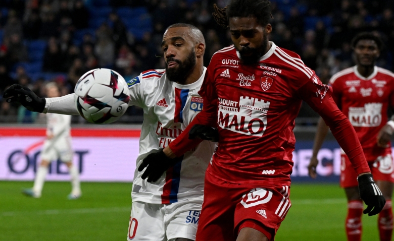 Illustration : "OL : Inquiétude persistance pour un cadre de Laurent Blanc "