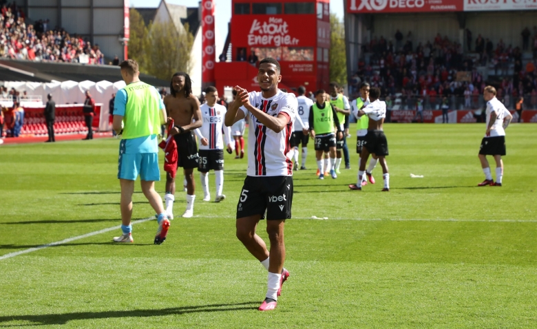 Illustration : "OGC Nice : Les Aiglons victimes d'une injustice criante ! "