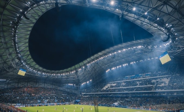 Illustration : "Mercato OM : Après Zakaria, un nouveau milieu d'un cador européen dans le viseur !"