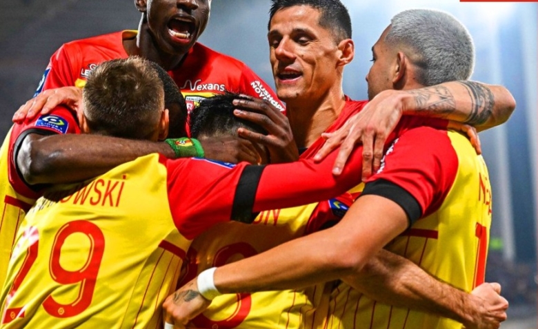 Illustration : "Une très belle opération des lensois qui s’imposent largement à domicile"