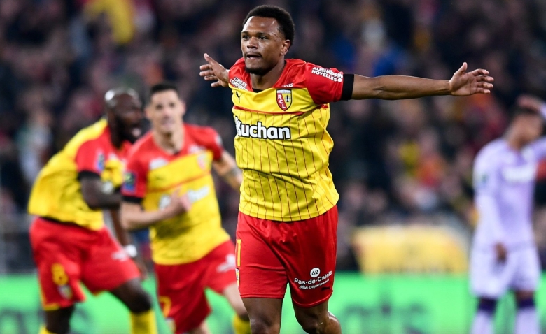 Illustration : "RC Lens : De nombreux Lensois se distinguent ce lundi !"