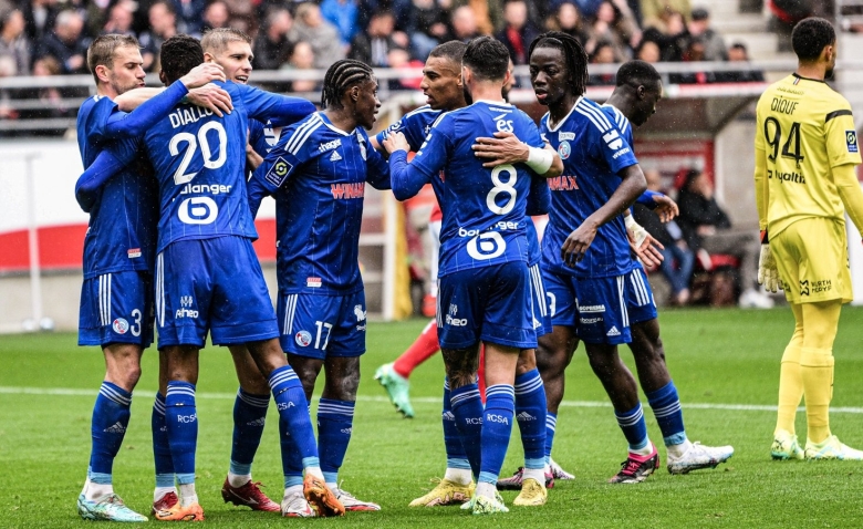 Illustration : "RC Strasbourg : Un atout majeur dans la course au maintien ! "