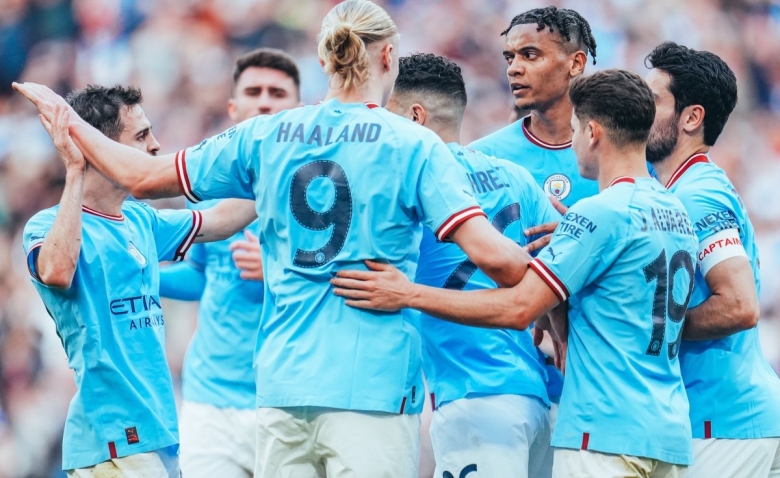 Illustration : "Manchester City - Arsenal : Une première mi-temps à sens unique "