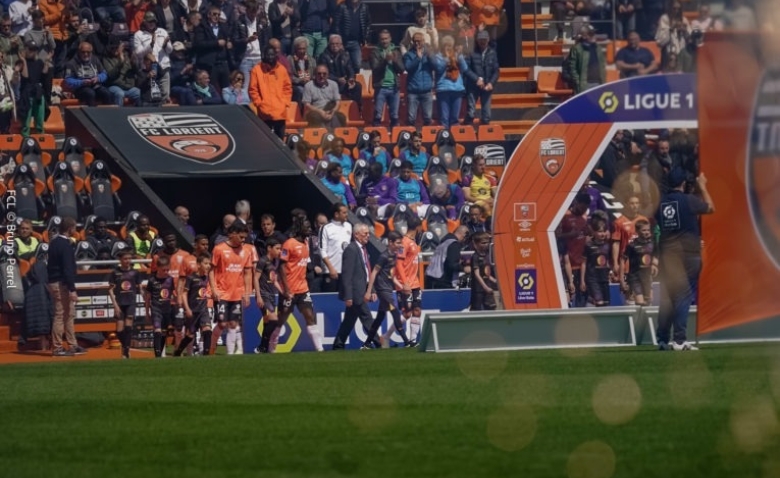 Illustration : "FC Lorient : Nouveau coup dur pour les Merlus"