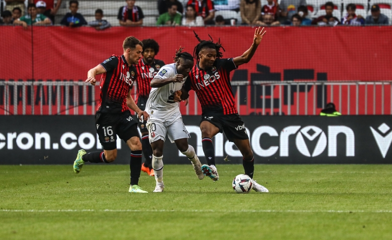 Illustration : "OGC Nice : Les Aiglons vers un modèle efficace pour l'avenir ? "