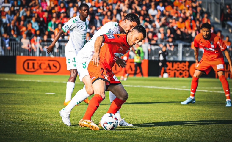 Illustration : "LAVAL-ASSE : Un penalty controversé"