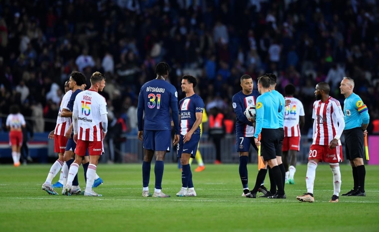 Illustration : "PSG : un jeune mis en avant pour les prochaines rencontres ?"