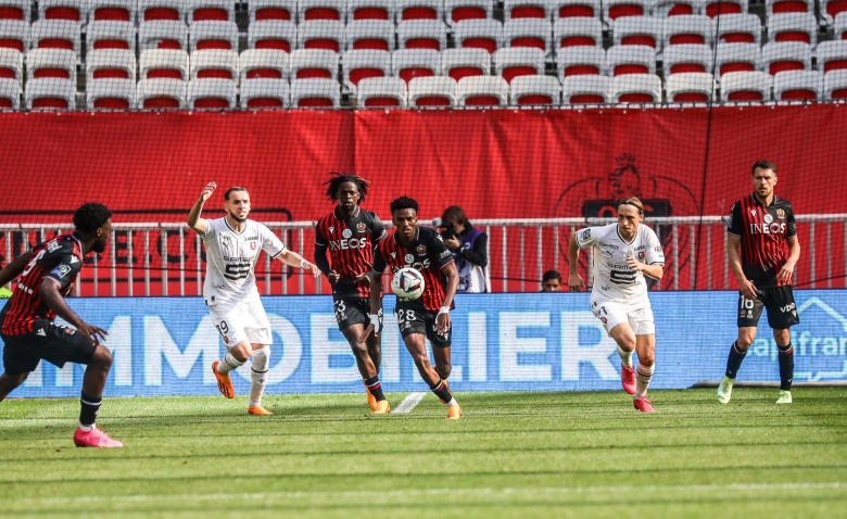 Illustration : "OGC Nice : Un Aiglon en veut à ses dirigeants ! "