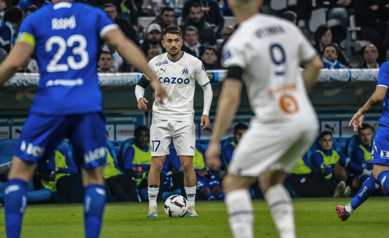 Illustration : "Mercato OM : Les raisons d'un transfert vivement remises en question ! "