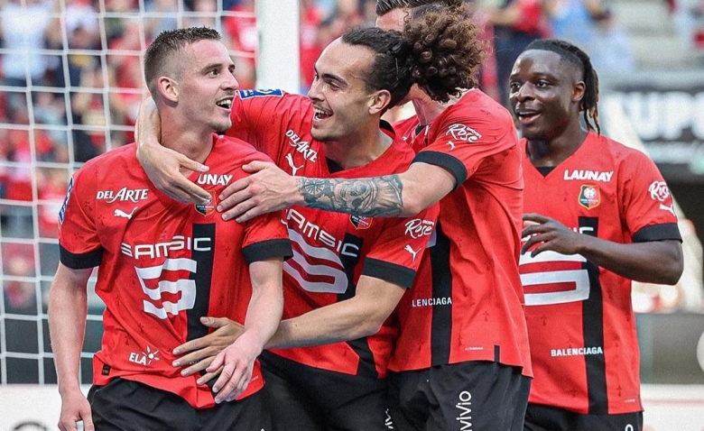 Illustration : "Stade Rennais : Un joueur améliore une tendance surprenante"