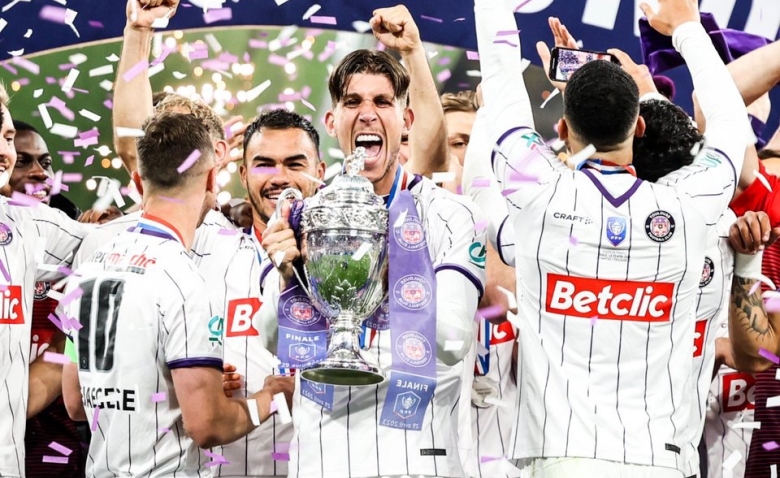 Illustration : "Ligue 1 : Un événement mis en péril"