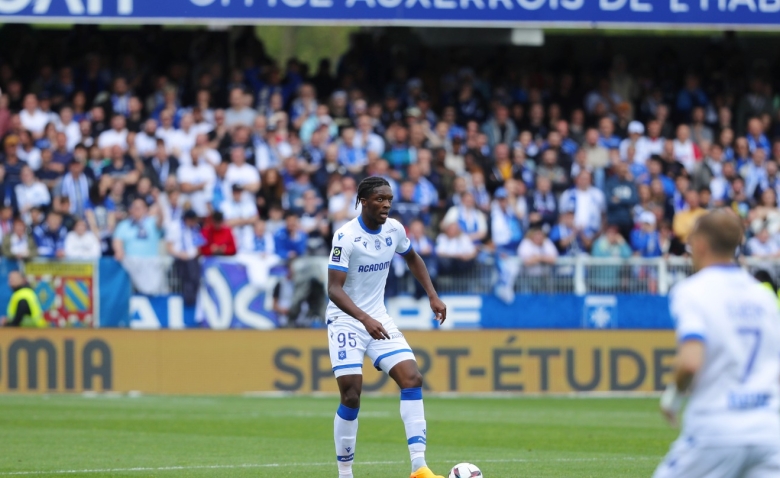 Illustration : "Mercato OM : Un départ regrettable décidé par la direction"