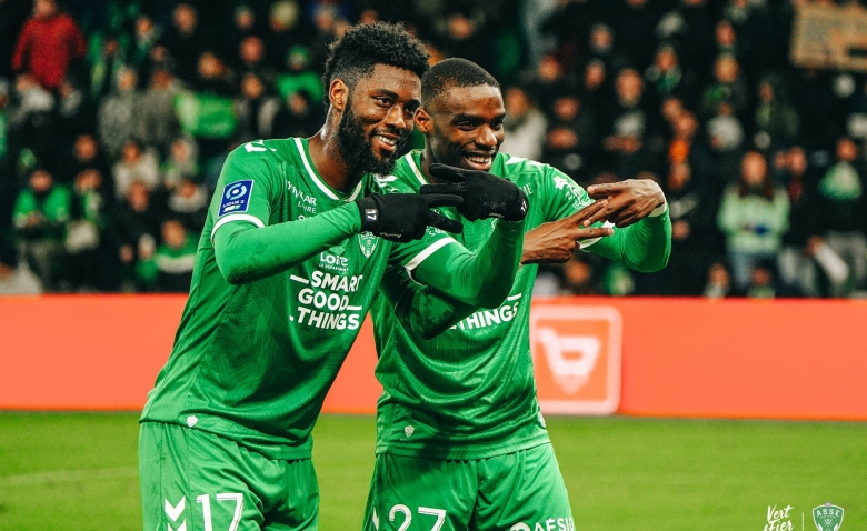 Illustration : "ASSE : Une grande indécision pour deux cadres en fin de saison "