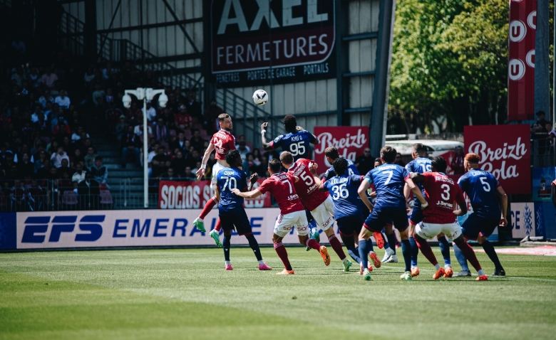 Illustration : "Stade Brestois : Deux grands coups durs avant Marseille "