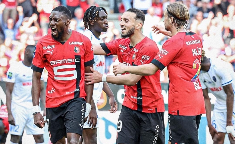 Illustration : "Mercato Rennes : Une porte définitivement fermée pour un joueur sur le départ !"