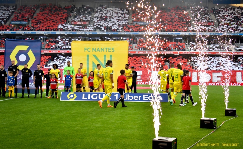 Illustration : "FC Nantes : Une grande frustration exprimée après la défaite contre Lille !"