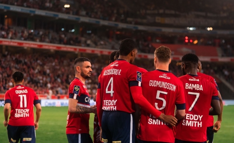 Illustration : "Mercato LOSC : Un Dogue envoie un message à un joueur convoité"