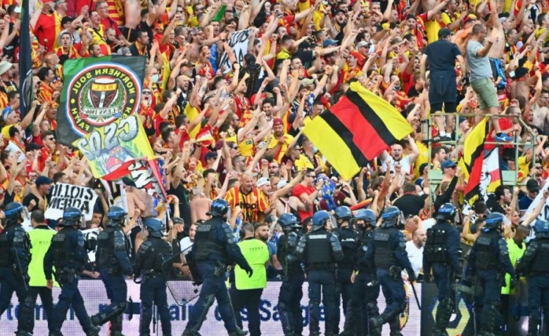 Illustration : "RC Lens : Vive réaction de la part du club face à un scandale ! "