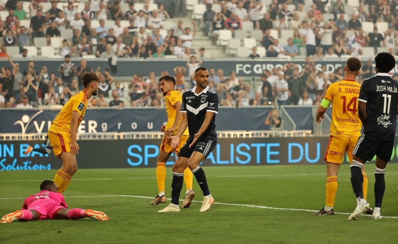 Illustration : "Bordeaux- Rodez : Un événement invraisemblable survenu durant le match !"