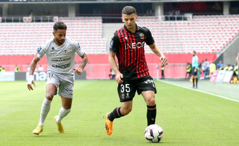 Illustration : "Mercato Nice : Un souci majeur dans le cadre d’une arrivée prévue !"