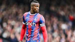 Illustration : Mercato PSG : Un joueur libre de Premier League dans la short liste du club !