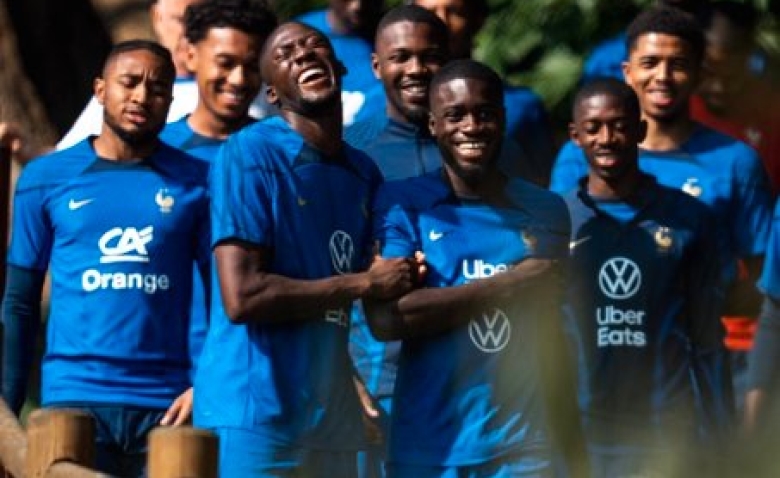 Illustration : "Mercato Lens : L'avenir d'un cadre confirmé à Lens pour la saison prochaine ! "