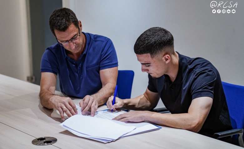 Illustration : "Mercato Strasbourg : Le club signe un renfort dans l’entrejeu"