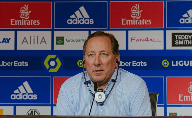 Illustration : "OL : John Textor provoque de vives réactions"