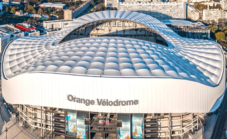 Illustration : "Mercato PSG : Un talent subtilisé par un rival"