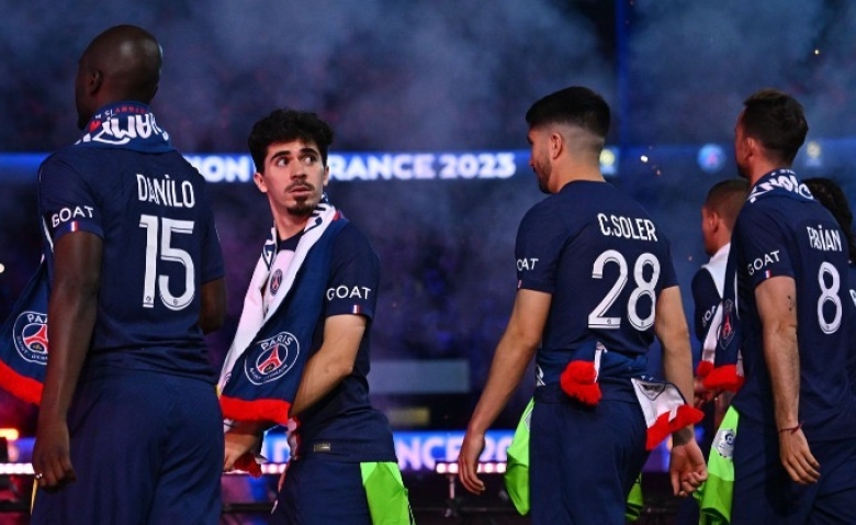 Illustration : "Mercato PSG : Un dossier prometteur définitivement écarté "