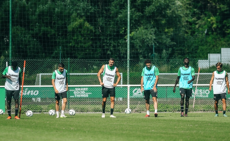 Illustration : "ASSE : Plusieurs ajustements pour le premier match de la saison ? "