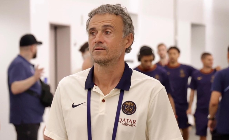 Illustration : "Mercato PSG : Un départ pourrait faciliter Luis Enrique !"