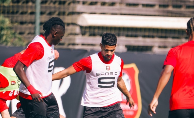 Illustration : "Stade Rennais : Un premier indice sur la tactique de Bruno Genesio ?"