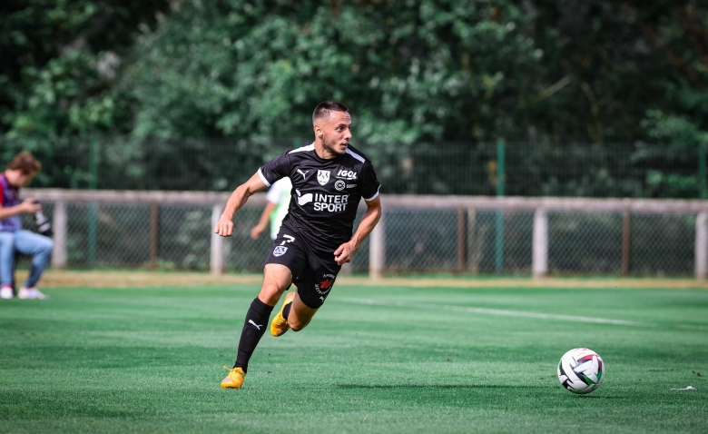 Illustration : "Mercato ASSE : Une signature se complique pour un poste prioritaire"