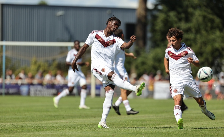 Illustration : "Mercato Bordeaux : Derniers transferts à venir pour les Girondins ? "