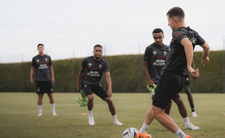 Illustration : "FC Lorient : Un événement important dans la présaison des Merlus "