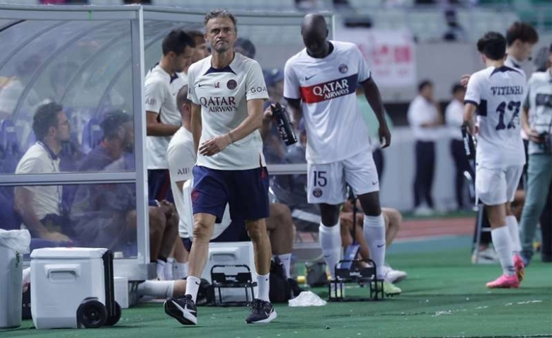 Illustration : "Mercato PSG : Deux départs surprises à prévoir ?"