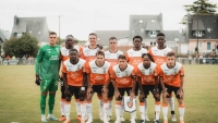 Illustration : "Mercato Lorient : Un joueur bien connu du club rejoint un concurrent"