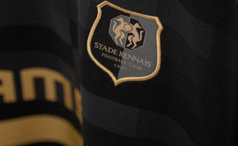 Illustration : "Stade Rennais : Un transfert majeur en Ligue 1 marque l'histoire du club"