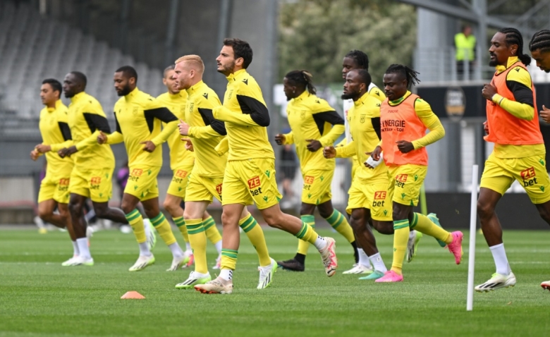 Illustration : "FC Nantes : Une problématique tactique majeure à une semaine de la reprise"