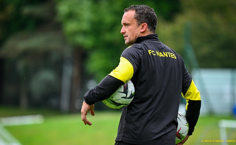 Illustration : "FC Nantes : Les Canaris reçoivent déjà un avertissement clair d'Aristouy"