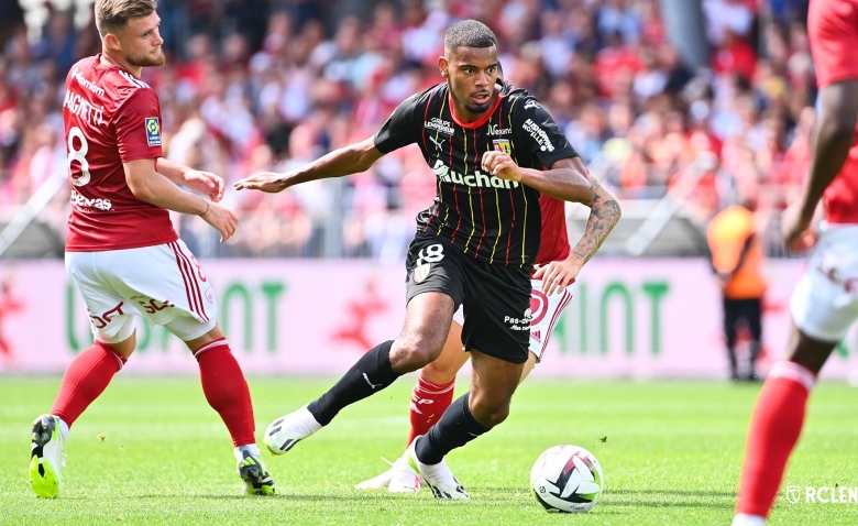 Illustration : "RC Lens : Des évènements inattendus face au Stade Brestois ! "