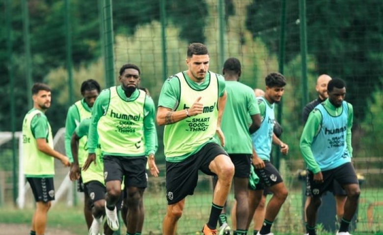 Illustration : "Mercato ASSE : Les Verts à l'assaut d'une recrue ambitieuse ! "