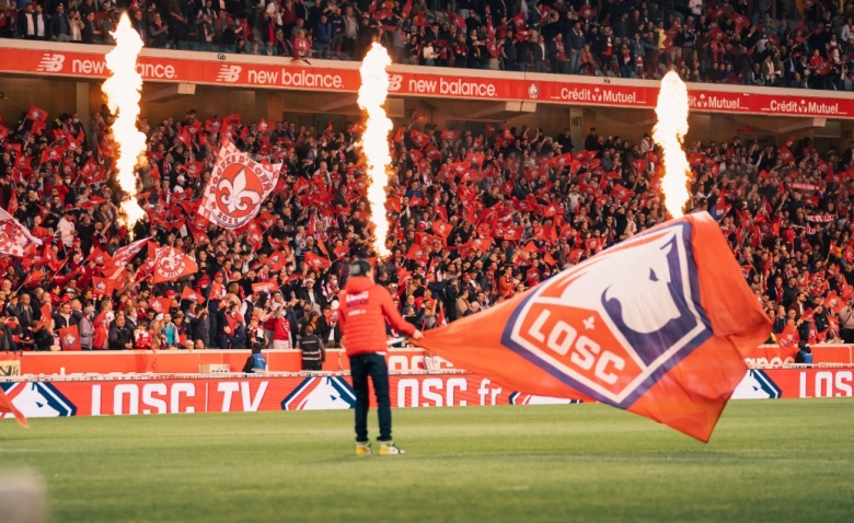 Illustration : "Mercato LOSC : Une offre bientôt dégainée pour recruter un renfort convoité en Ligue 1 ?"