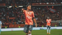 Illustration : "Mercato Lorient : Les Merlus bouclent une signature majeure !"