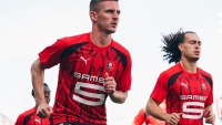 Illustration : "Mercato Rennes : Un transfert fait débat auprès des supporters !"