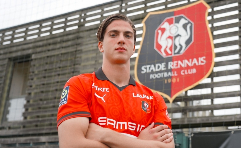 Illustration : "Stade Rennais : Une nouvelle recrue se distingue pendant la trêve ! "