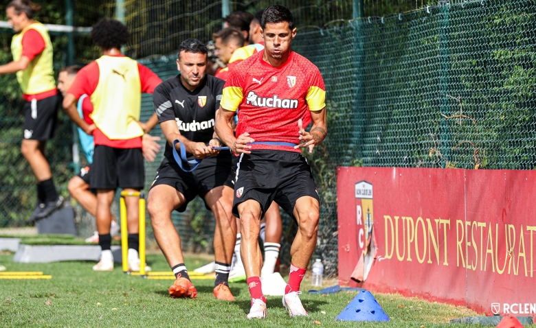 Illustration : "RC Lens : Un changement dans le onze fait l'unanimité avant d'affronter Metz ! "