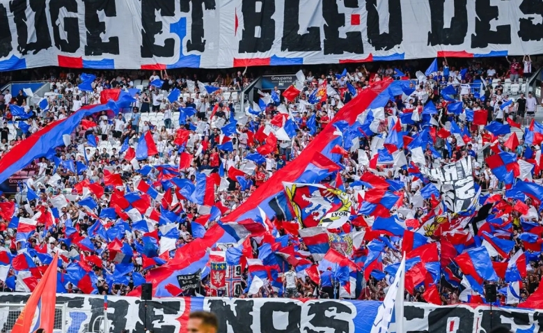 Illustration : "OL : Fabio Grosso validé par une ancienne gloire du club ! "