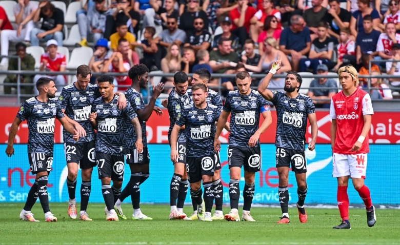 Illustration : "Stade Brestois : les bretons réalisent un exploit inédit en Ligue 1 ! "